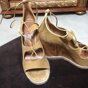 Tory Burch shoes